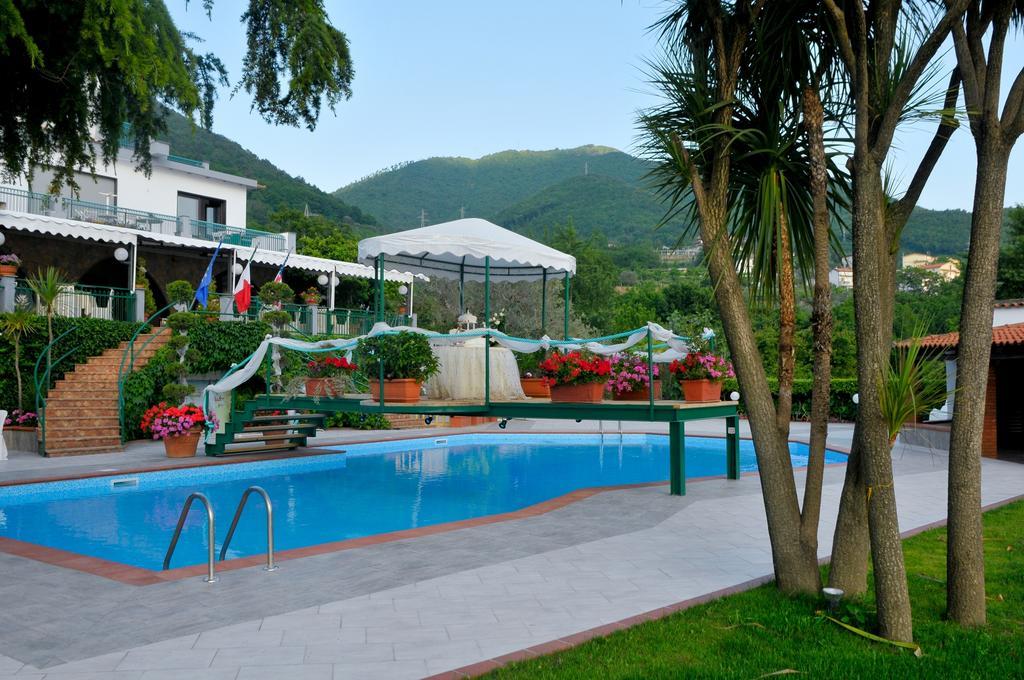 Diecimare Hotel